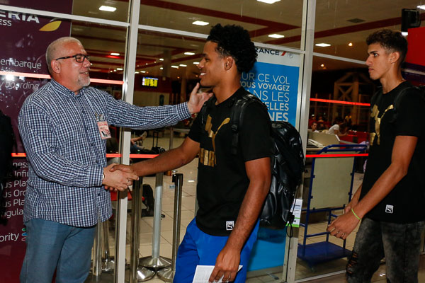 Cuban Sports President receives U21 volleyball team