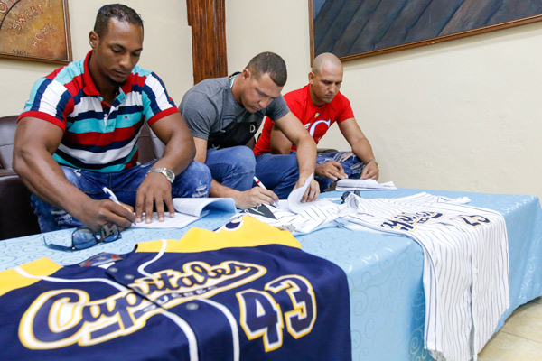Gracial, Blanco y Manduley.