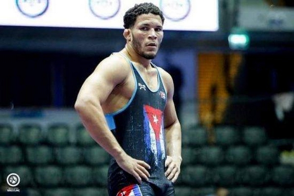 Por nueve coronas los cubanos en Torneo de Luchas Cerro Pelado-Granma