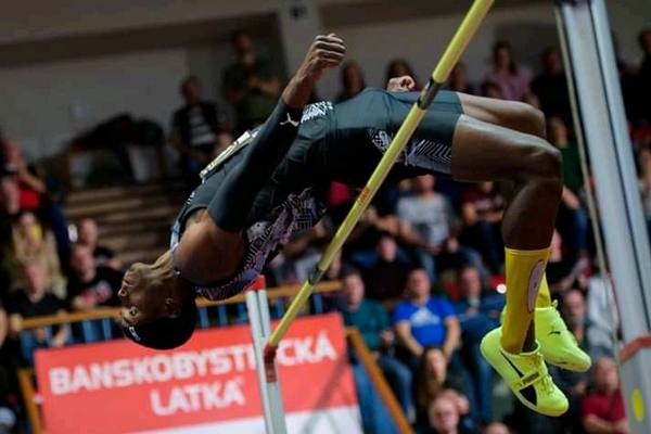 Photo of Kubánski Jayas pokračujú v zimnej atletickej sezóne s dobrým tempom